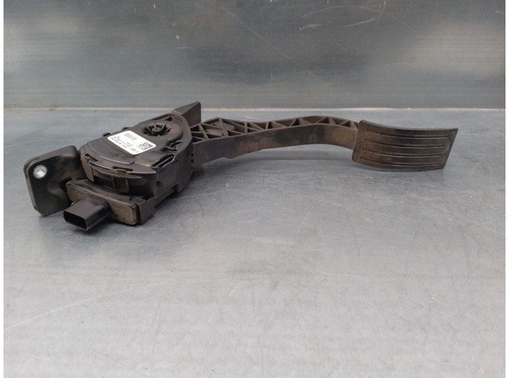 Recambio de potenciometro pedal para ford c-max 1.6 tdci cat referencia OEM IAM AV619F836AB 1682673 