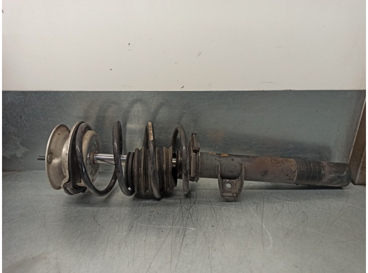 Replacement front right shock absorber for BMW 1 Series saloon (E81/E87) 2.0 16V diesel cat OEM IAM reference 31316771554 