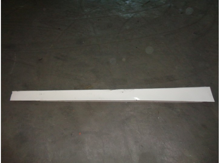 Recambio de spoiler talonera lateral derecha para bmw serie 3 lim. (f30) 2.0 turbodiesel referencia OEM IAM 51777256912 