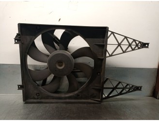 Recambio de electroventilador para volkswagen polo (9n1) 1.4 16v referencia OEM IAM 6Q0121207H 6Q0121207H 