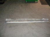 Recambio de spoiler talonera lateral derecha para bmw serie 3 lim. (f30) 2.0 turbodiesel referencia OEM IAM 51777256912  