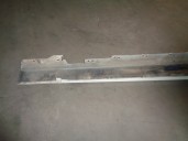 Recambio de spoiler talonera lateral izquierda para bmw serie 3 lim. (f30) 2.0 turbodiesel referencia OEM IAM 51777256911 