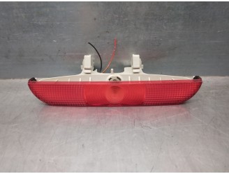 Recambio de luz central de freno para mazda 3 berlina (bk) 2.0 16v cat referencia OEM IAM P3591  5 PUERTAS