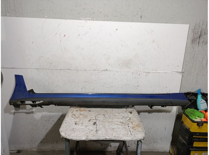 Recambio de faldon lateral para bmw 4 gran coupe (g26) 430 i referencia OEM IAM 51175A1D993 51175A1D993 