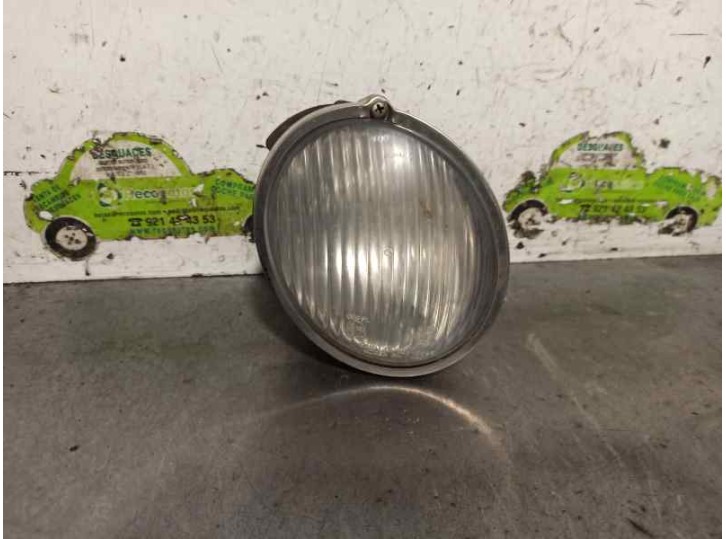 Replacement right fog light for Hyundai H1 2.5 Turbodiesel OEM IAM reference 922024AXXX 