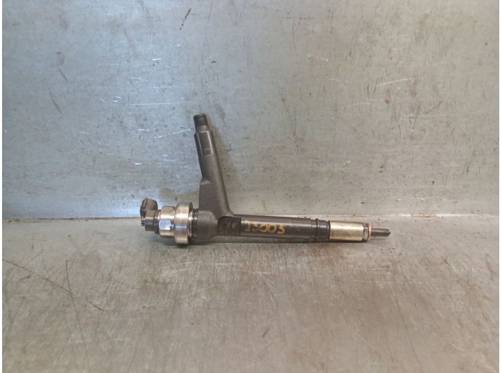 Recambio de inyector para opel meriva a 1.7 16v referencia OEM IAM 8973138612 5821525 01F05048 DENSO