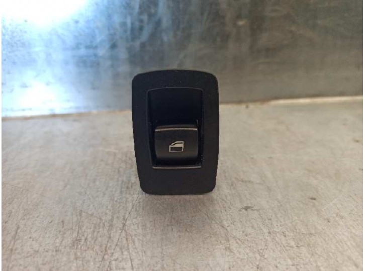 Recambio de mando elevalunas trasero izquierdo para bmw serie 5 berlina (e60) 520d referencia OEM IAM 9113773 