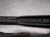 Recambio de brazo limpia delantero derecho para mg serie 600 (rh) 2.0 cat referencia OEM IAM 56103937  