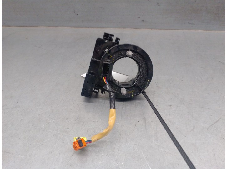 Recambio de anillo airbag para mazda 2 hatchback (dl, dj) 1.5 skyactiv-g referencia OEM IAM DE4A66CS0 DE4A66CS0 