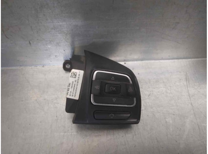 Replacement steering wheel controls for Seat Altea XL (5P5) Reference Ecomotive OEM IAM reference 1P0959538C 