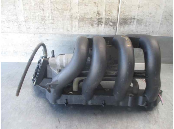 Recambio de colector admision para ford fiesta berlina 1.25 16v cat referencia OEM IAM 96MF9424BB  