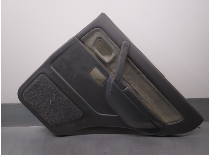 Recambio de guarnecido puerta trasera derecha para mitsubishi montero (v20/v40) 2.8 turbodiesel referencia OEM IAM MR606633  