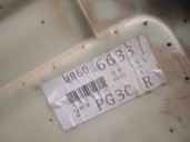 Recambio de guarnecido puerta trasera derecha para mitsubishi montero (v20/v40) 2.8 turbodiesel referencia OEM IAM MR606633  