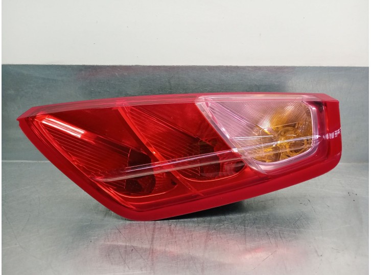 Recambio de piloto trasero derecho para fiat grande punto (199_) 1.3 d multijet referencia OEM IAM 51701590 51701590 