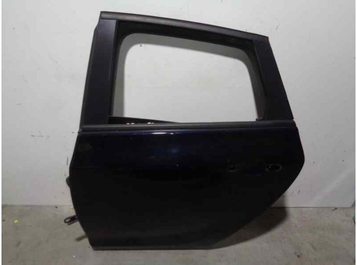 Recambio de puerta trasera izquierda para opel astra j gti 1.4 sedan p10 referencia OEM IAM 124109 AZUL OSCURO 4 PUERTAS