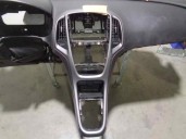 Recambio de salpicadero para opel astra j gti 1.4 sedan p10 referencia OEM IAM 2201335 NEGRO 