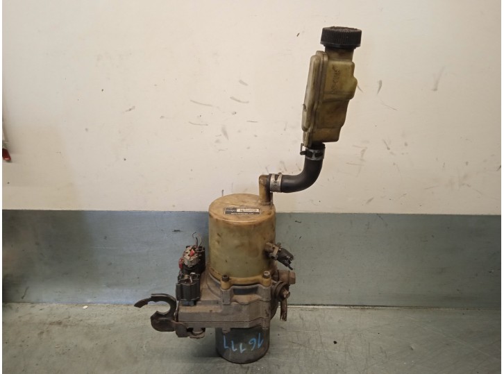 Recambio de bomba direccion para mazda 3 berlina (bk) 1.6 crdt active referencia OEM IAM 995116052 Q3T50276 MITSUBISHI