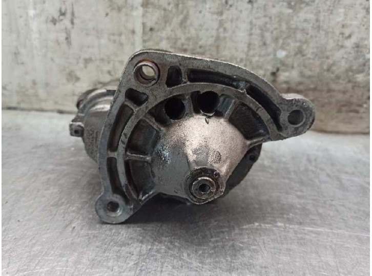 Replacement starter motor for Peugeot 106 (S1) 1.4 OEM IAM reference 5802 C9 