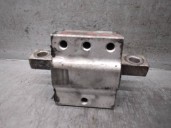Replacement left engine mount for Mercedes-Benz E-Class (W210) saloon 2.6 CAT OEM IAM reference A2202400118 