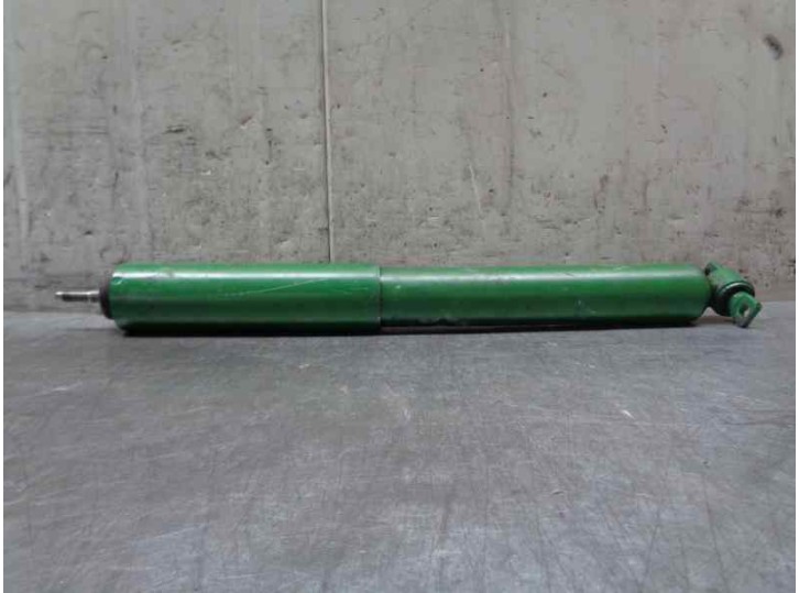 Recambio de amortiguador delantero derecho para jeep gr.cherokee (wj/wg) 3.1 td cat referencia OEM IAM 5015361AD 