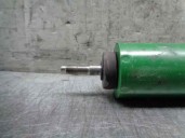 Recambio de amortiguador delantero derecho para jeep gr.cherokee (wj/wg) 3.1 td cat referencia OEM IAM 5015361AD 