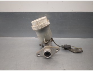 Recambio de deposito liquido direccion para volvo v50 familiar 2.0 diesel cat referencia OEM IAM 4N513531DC  