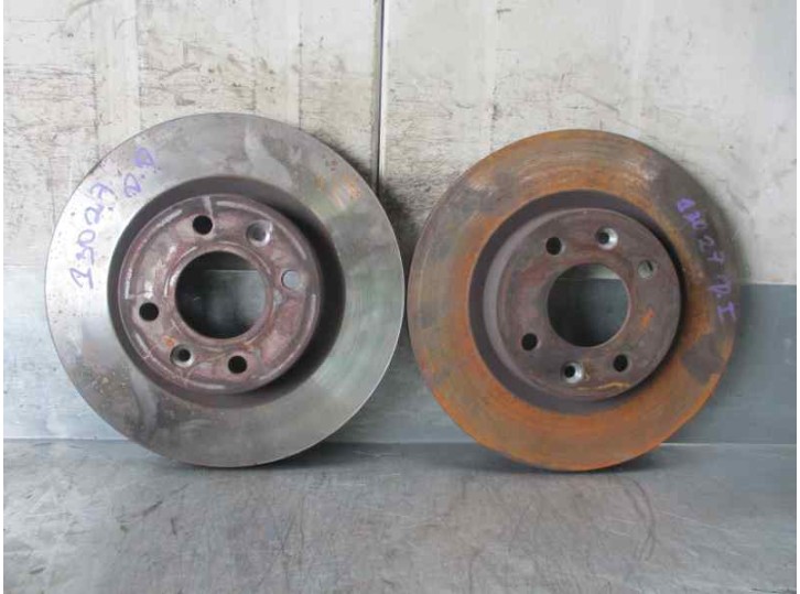 Recambio de disco freno delantero para renault clio ii fase ii (b/cb0) 1.5 dci diesel referencia OEM IAM DDF1096 6025861 GIRLING