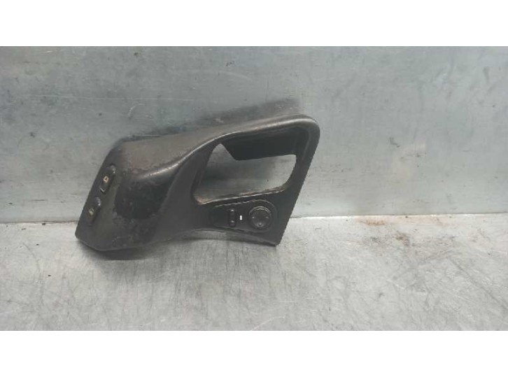 Recambio de mando elevalunas delantero izquierdo para citroën xantia berlina 2.0 hdi referencia OEM IAM 9613057277 