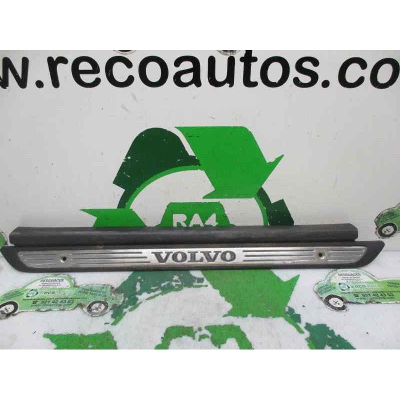 Recambio de embellecedor para volvo s40 berlina 1.8 16v cat referencia OEM IAM   