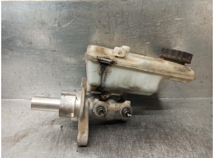 Recambio de bomba freno para renault kangoo authentique referencia OEM IAM 0204051558 0204051558 BOSCH