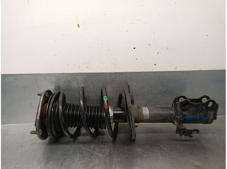Replacement front right shock absorber for Toyota Auris (_E15_) 2.0 D-4D (ADE150_) OEM IAM reference 4851002400 4851009R80