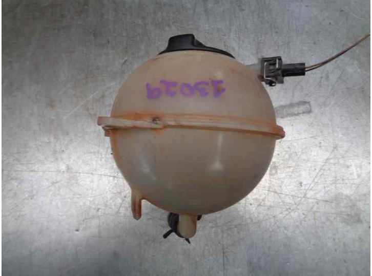 Recambio de deposito expansion para volkswagen passat berlina (312) 2.0 referencia OEM IAM 1H0121407A  