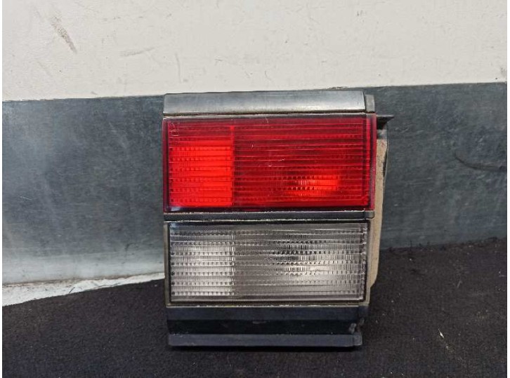 Recambio de piloto trasero derecho para volkswagen passat berlina (312) 2.0 referencia OEM IAM 357945108 PORTON 