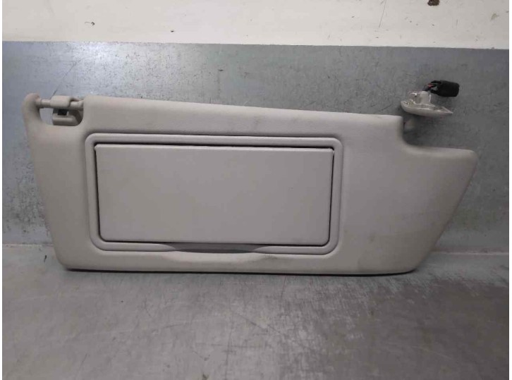 Recambio de parasol derecho para opel zafira b 1.9 cdti referencia OEM IAM 13281677 