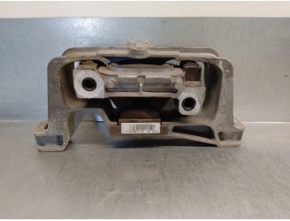 Recambio de soporte motor derecho para mercedes-benz clase b (w246) 1.5 cdi cat referencia OEM IAM A2462402517 