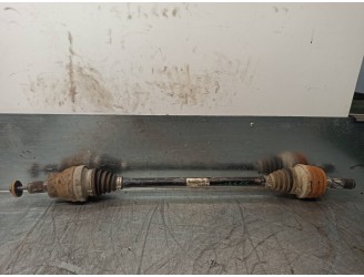 Recambio de transmision trasera izquierda para volvo xc70 2.4 diesel cat referencia OEM IAM 30735647  