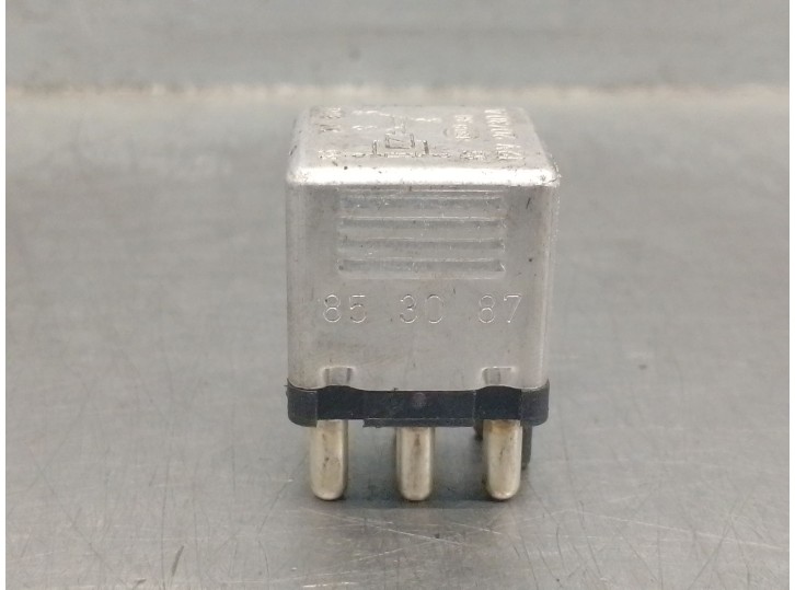 Recambio de rele para mercedes-benz clase s (w126) berlina+coupe sec 560 referencia OEM IAM 0015420219  4RD00412200