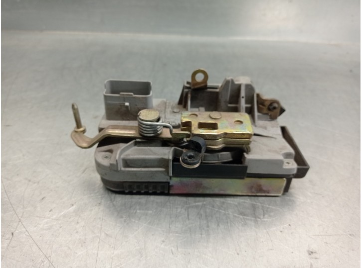 Recambio de cerradura puerta delantera derecha para citroën c8 2.0 hdi sx referencia OEM IAM 6 PINES 5 PUERTAS