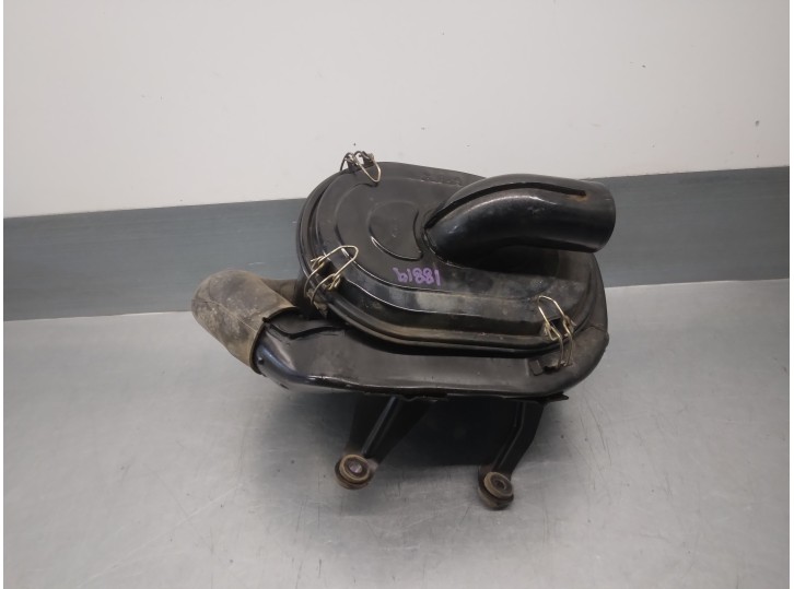 Recambio de filtro aire para mitsubishi montero (v20/v40) 2.8 turbodiesel referencia OEM IAM ME200849  