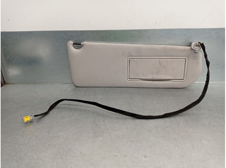 Recambio de parasol derecho para citroën c8 2.0 hdi sx referencia OEM IAM 2 PINES 