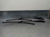 Replacement front right wiper arm for Skoda Fabia (5J2) 1.2 OEM IAM reference 5J1955410B 5J1955409B 