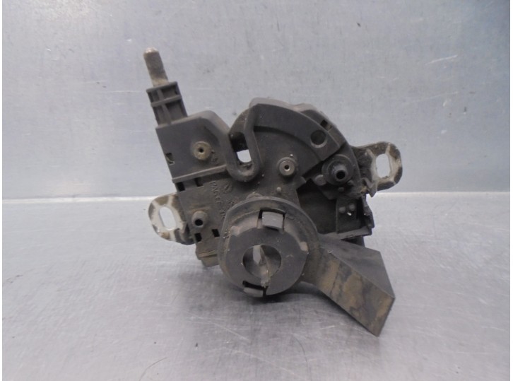 Replacement bonnet latch for Ford Focus Saloon (CB4) 1.6 TDCi CAT OEM IAM reference 3M5116700AC 
