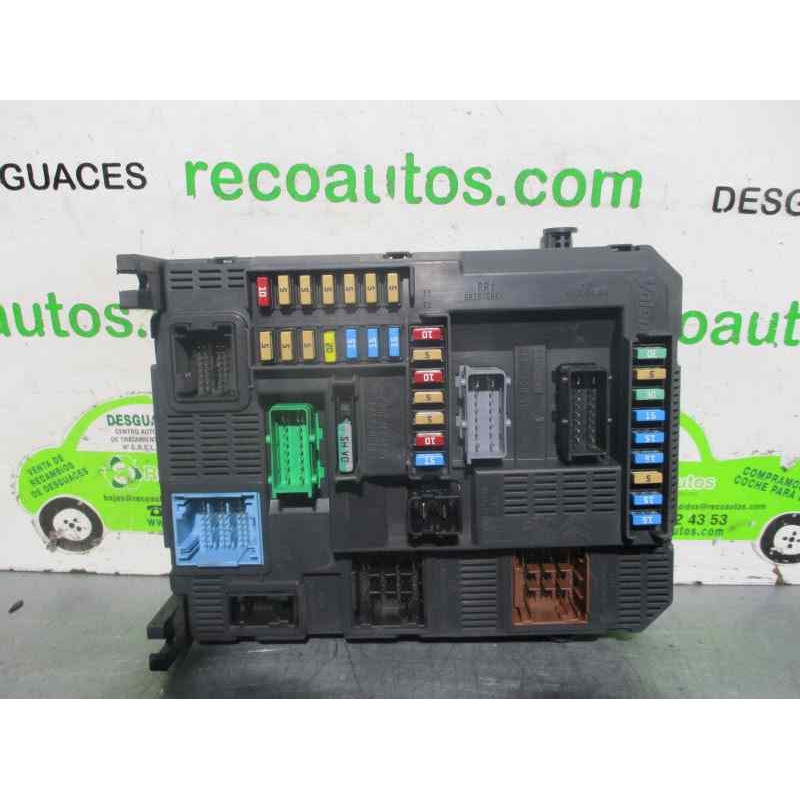 Recambio de caja reles / fusibles para peugeot 208 style referencia OEM IAM 9819849680  