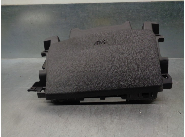 Replacement front left airbag for Hyundai i40 CW 1.7 CRDi cat OEM IAM reference 569703Z100 