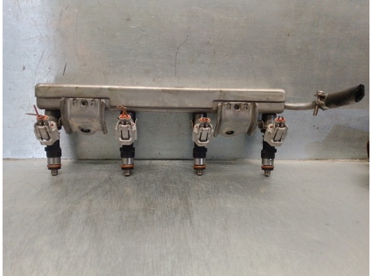 Recambio de rampa inyectora para nissan micra (k12e) 1.4 cat referencia OEM IAM 16600AX20B 0280158013 BOSCH