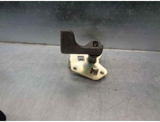 Recambio de maneta interior delantera izquierda para daewoo aranos 1.8 referencia OEM IAM 