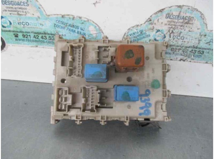 Recambio de caja reles / fusibles para nissan primera berlina (p12) 2.2 16v turbodiesel cat referencia OEM IAM 1127013 
