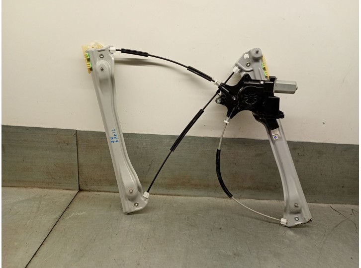 Recambio de elevalunas delantero izquierdo para opel insignia b grand sport (z18) 1.5 (68) referencia OEM IAM 13464550 13464550 