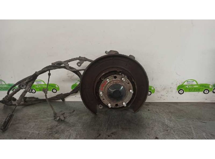 Recambio de mangueta trasera derecha para kia carnival 2.9 crdi cat referencia OEM IAM 527604D000  