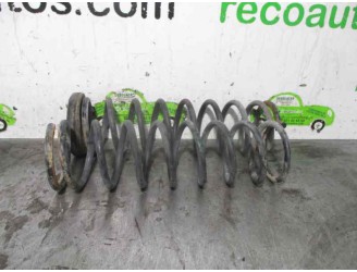 Replacement shock absorber spring for Ford Focus saloon (CAK) 1.6 16V CAT OEM IAM reference 